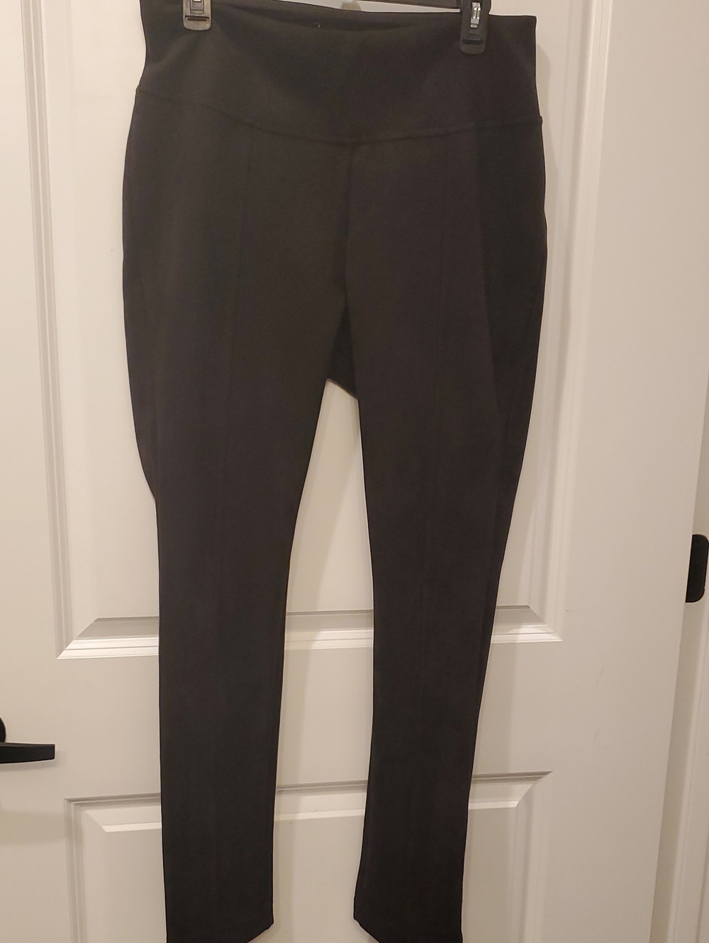 Andrew Marc Black High-Waist Ponte Leggings